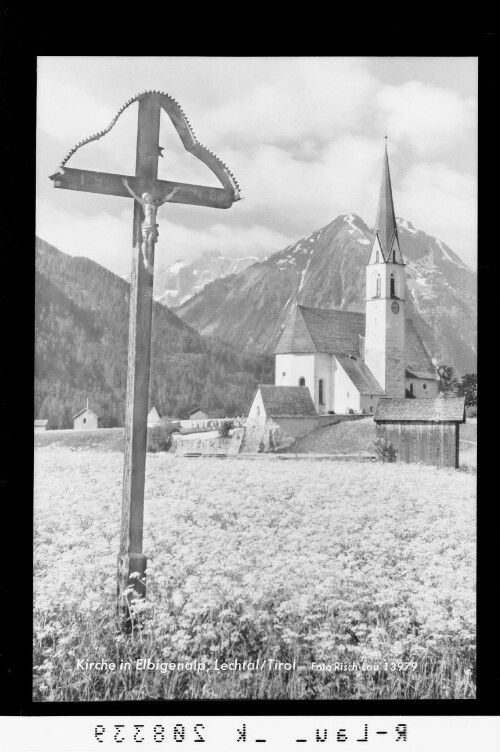 Kirche in Elbigenalp / Lechtal / Tirol