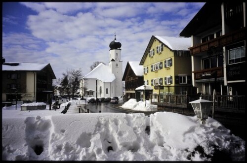 [Sulzberg, Ortsmitte im Winter]