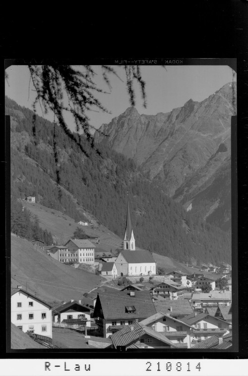 Sölden, Ötztal / Tirol : [Sölden im Ötztal mit Lochkogel und Reichenkarspitze]
