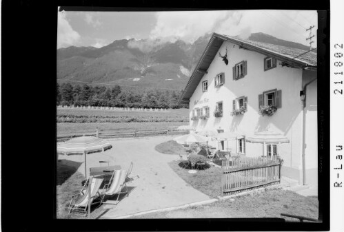 Obtarrenz, Gasthof Flür Tirol - Austria : [Gasthaus Flür in Obtarrenz bei Imst in Tirol mit Rauchberg]