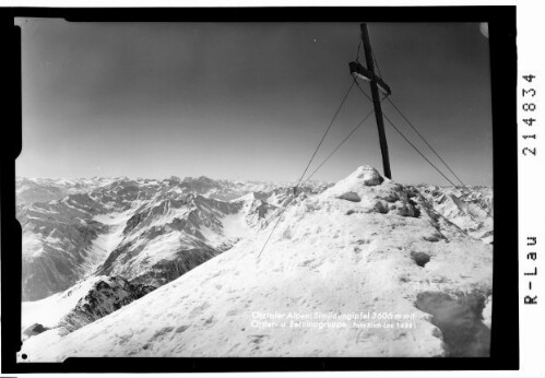 Ötztaler Alpen : Similaungipfel 3606 m mit Ortler- und Berninagruppe