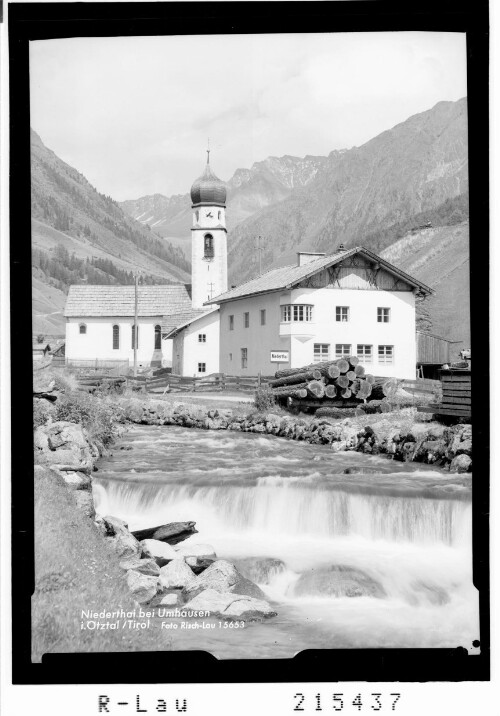Niederthai bei Umhausen im Ötztal / Tirol : [Pfarrkirche in Niederthai im Horlachtal gegen Larstiggrat]