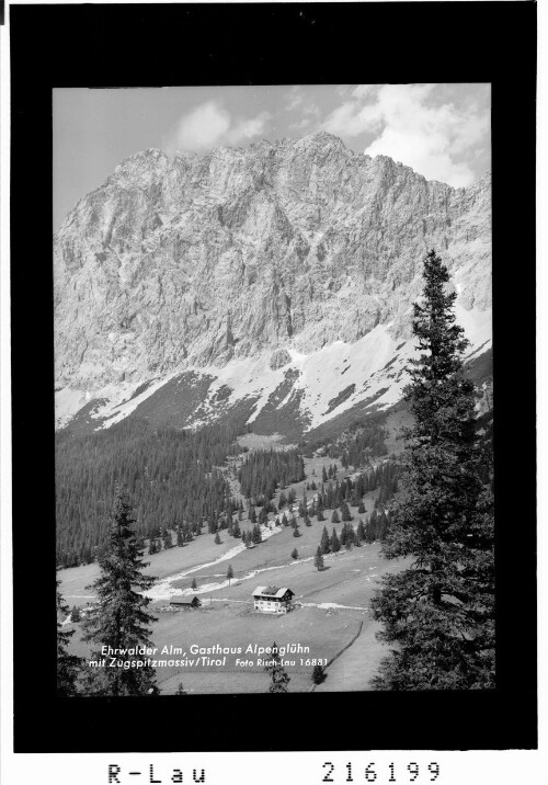 Ehrwalder Alm, Gasthaus Alpenglühn mit Zugspitzmassiv / Tirol : [Gasthaus Alpenglühn auf der Ehrwalder Alm bei Ehrwald gegen Wetterspitze und Wetterwandeck]