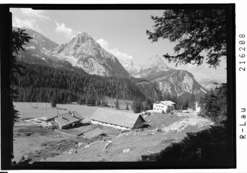 Ehrwalder Alm mit Grubigstein Tirol : [Ehrwalder Alm bei Ehrwald mit Griesspitze und Sonnenspitze]