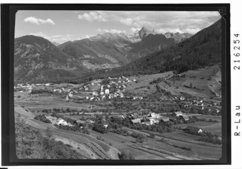 Roppen 726 m gegen das Ötztal mit Acherkogel 3010 m, Oberinntal / Tirol