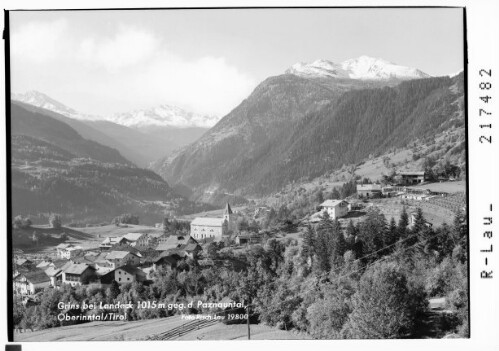 Grins bei Landeck 1015 m gegen Paznauntal, Oberinntal / Tirol : [Grins im Sannatal gegen Kreuzjochköpfe im Paznaun und Peziner Spitze]