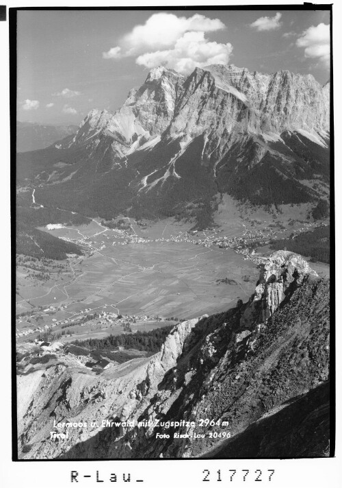 Lermoos und Ehrwald mit Zugspitze 2964 m / Tirol : [Blick vom Grubigstein auf Lermoos und Ehrwald mit Zugspitze und Wetterstein]
