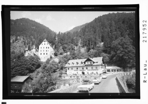 [Hotel Schloss Fernsteinsee und Schloss Fernstein an der Fernpaßstrasse / Tirol]
