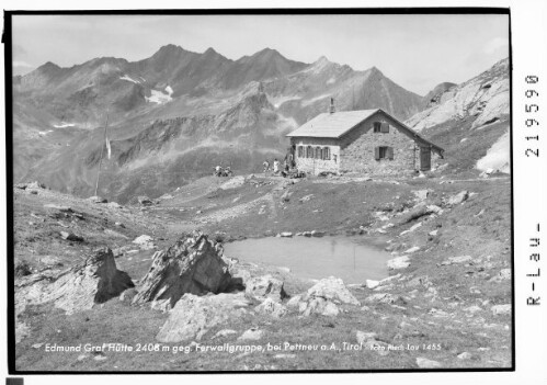 Edmund Graf Hütte 2408 m gegen Ferwallgruppe bei Pettneu / Tirol : [Edmund Graf Hütte gegen Hochkarspitze und Hochkarkopf]