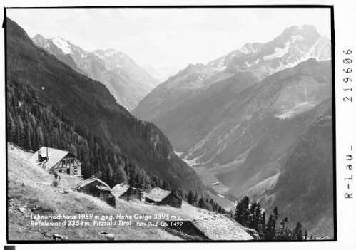 Lehnerjochhaus 1959 m gegen Hohe Geige 3395 m und Rofelewand 3354 m, Pitztal / Tirol