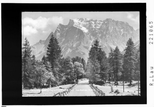 Fernpaßstrasse gegen Zugspitze 1965 m / Tirol : [Fernpaßstrasse gegen Wetterstein Gebirge]