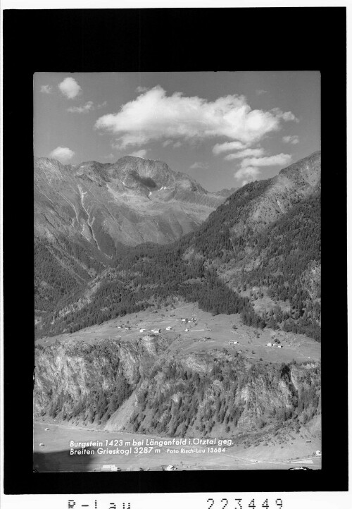 Burgstein 1423 m bei Längenfeld im Ötztal gegen Breiten Grieskogel 3287 m