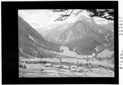 Gramais in Tirol 1328 m mit Leiterspitze 2752 m