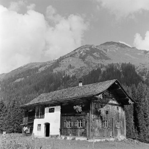 Lech, Huberhaus, zwischen Lechbach und Parzelle Anger