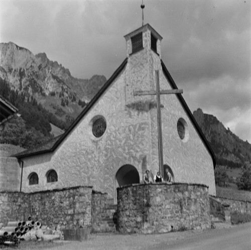Langen am Arlberg, Kirche St. Theresia