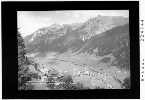 Kartnallhof mit Neustift / Tirol gegen Serles 2718 m und Kesselspitze 2726 m