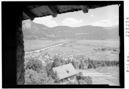 Blick von der Ruine Hörtenberg auf Pfaffenhofen und Oberhofen