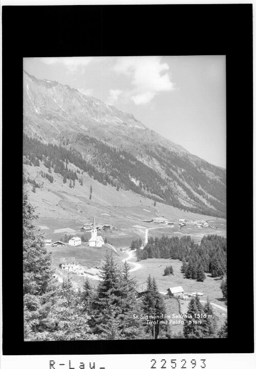 St. Sigmund im Sellrain 1516 m / Tirol mit Peida