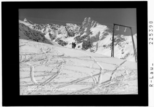 Praxmar in Tirol 1720 m / Hausberglift gegen Zischgeles 3007 m
