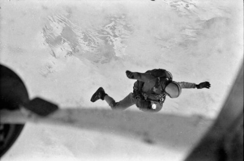 Fallschirmspringer in der Silvretta