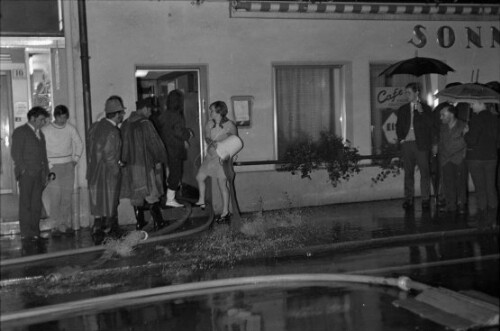 Hochwasser in der Kaiserstraße in Bregenz, Hotel Sonne