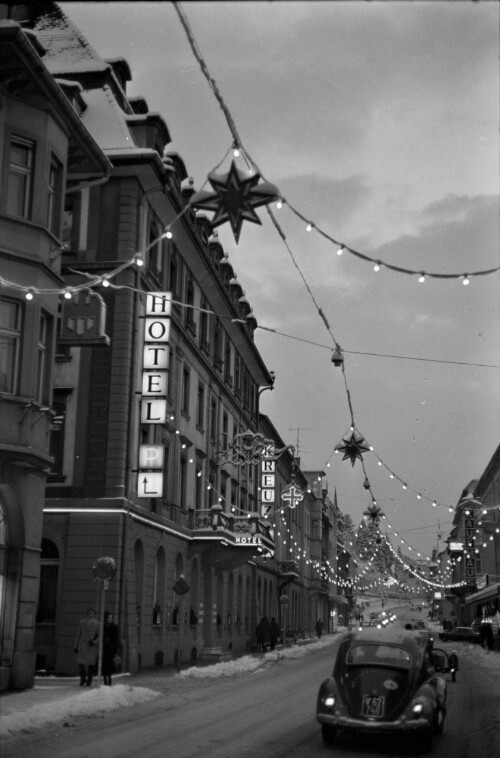 Römerstraße in Bregenz mit Weihnachtsbeleuchtung