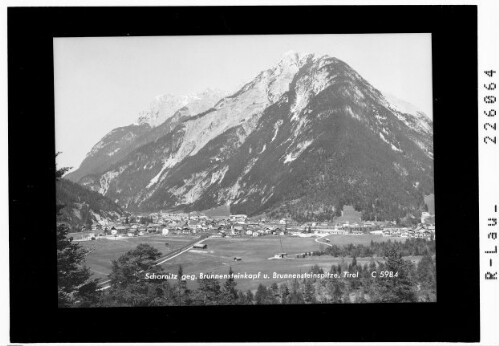 Scharnitz gegen Brunnensteinkopf und Brunnensteinspitze / Tirol