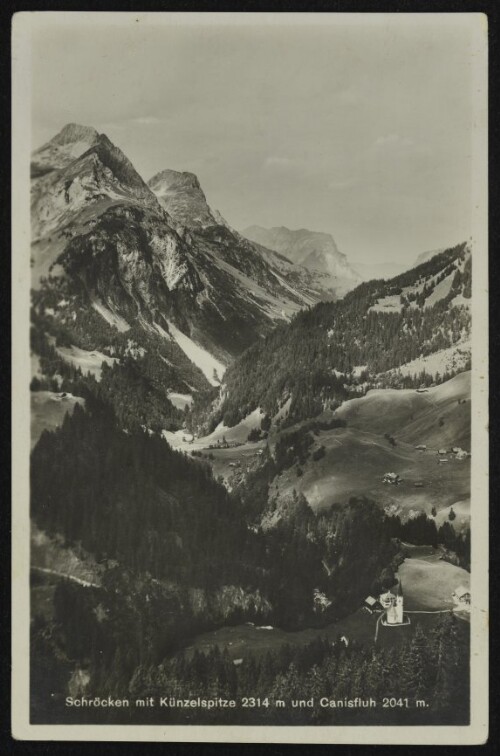 Schröcken mit Künzelspitze 2314 m und Canisfluh 2041 m.