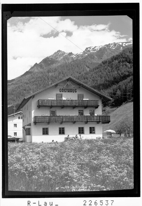[Gasthaus Fischer im Schmirnertal gegen Hohe Warte 2689 m]