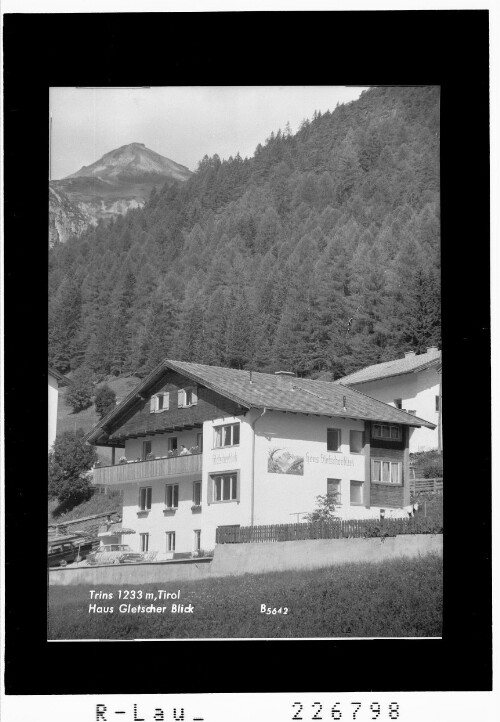 Trins 1233 m / Tirol / Haus Gletscherblick