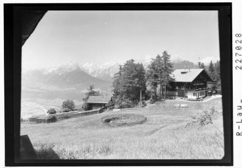 [Alpenhof Grafenast ob Schwaz - Pill gegen Karwendelgebirge mit Hochnisslspitze / Tirol]