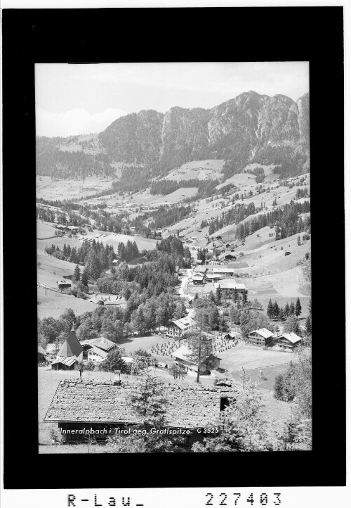 Inneralpbach in Tirol gegen Gratlspitze