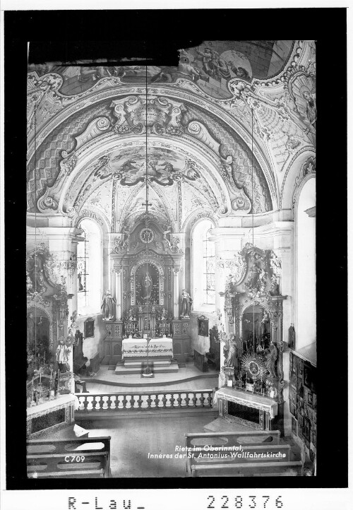 Rietz im Oberinntal / Inneres der St. Antonius Wallfahrtskirche