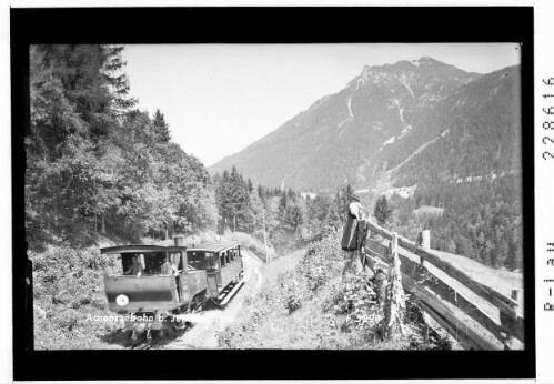 Achenseebahn bei Jenbach / Tirol