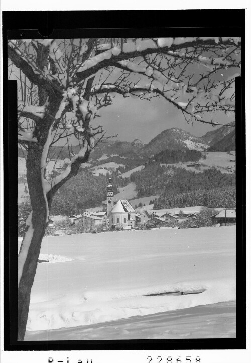 [Reith im Alpbachtal gegen Tondkopf / Tirol]