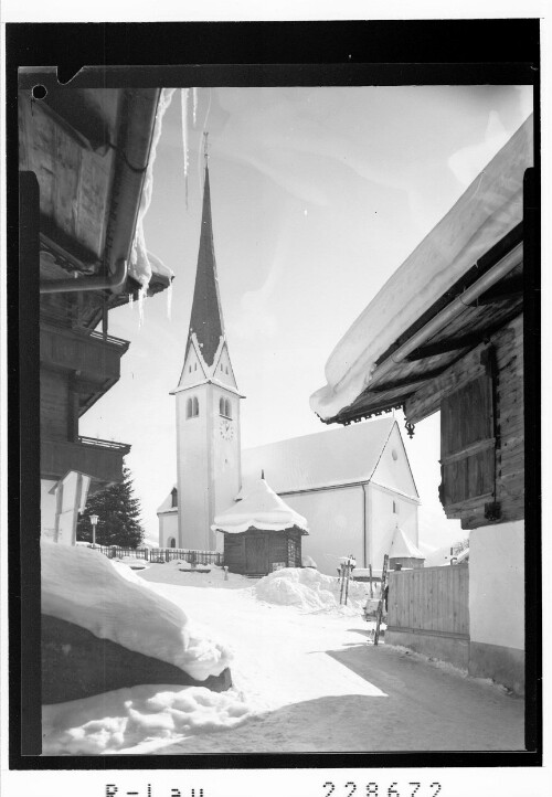 [Pfarrkirche in Alpbach / Tirol]