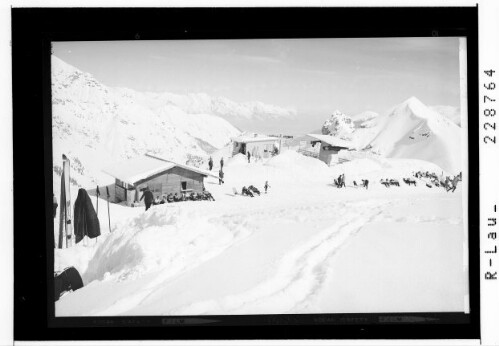 [Sennjoch ob der Schlicker Alm gegen Bettelwurf / Tirol]