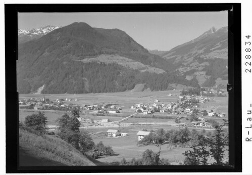 [Uderns mit Finsing im Zillertal gegen Finsinggrund / Tirol]