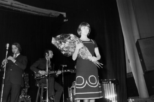 Konzert von Mireille Mathieu in der Bregenzer Sporthalle