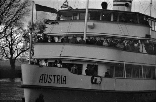 MS Austria im Hafen von Bregenz