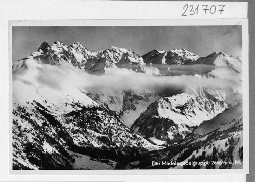 [Blick aus dem Stillachtal gegen Mädelegabel und Hohes Licht]