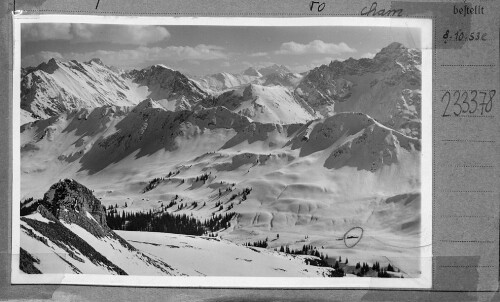 [Schwarzwassertal mit Schwarzwasserhütte - Kleinwalsertal gegen Elferkopf, Geisshorn, Hoher Riffler und Widderstein]