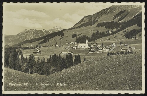 [Mittelberg] Riezlern 1100 m mit Nebelhorn 2424 m