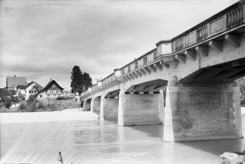 Achbrücke und Gasthaus Zoll