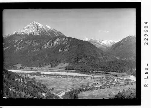 Weissenbach / Tirol 889 m : [Weissenbach im Ausserfern gegen Thaneller und Loreagruppe]