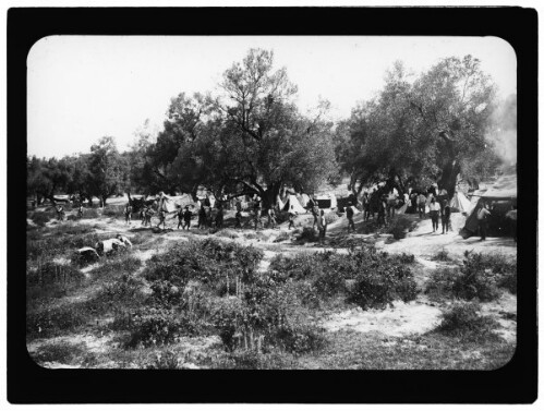 In Kriegsgefangenschaft, nach getaner Arbeit im unteren Lager Panaya (Albanien)