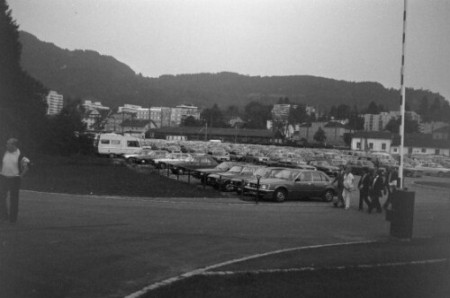 Parkplatz in der Nähe der Seeanlagen