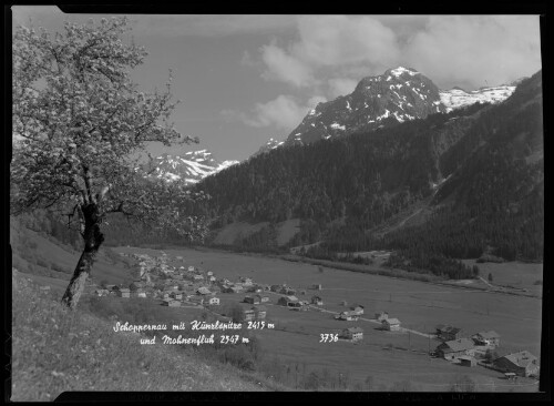 Schoppernau mit Künzelspitze 2415 m und Mohnenfluh 2547 m