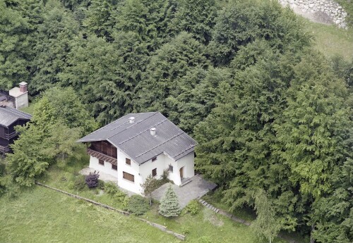 Schrägluftaufnahmen von Gebäuden der Gemeinde Mellau