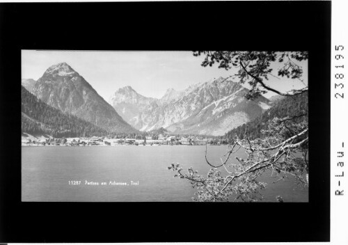 Pertisau am Achensee / Tirol : [Blick auf Pertisau gegen das Sonnjoch]